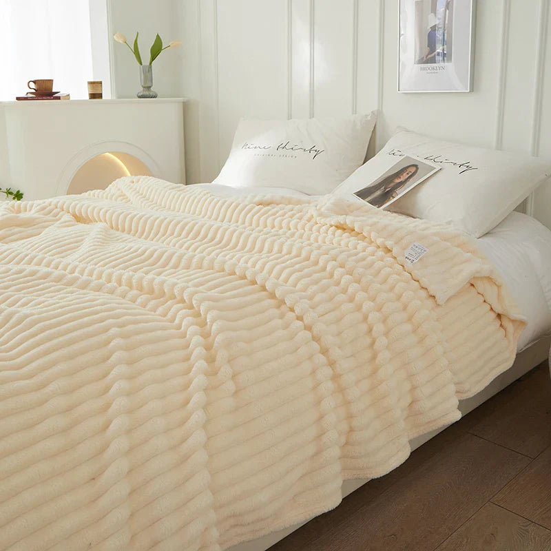Szeroka, paskowana flanelowa kołdra polarowa - CozyStripe-Czerwony-100x150cm-Trend Polska
