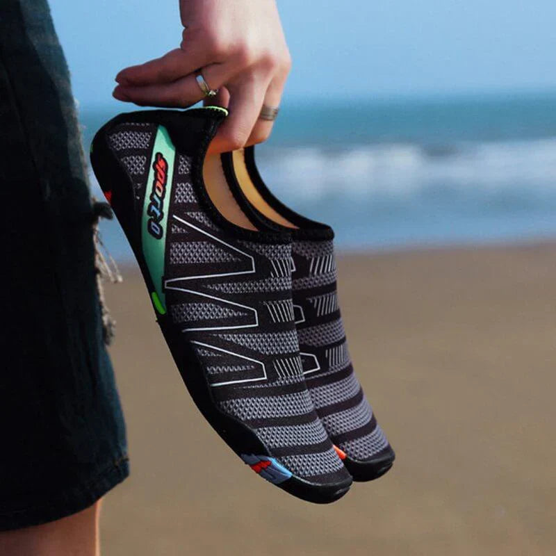 Szybkoschnące buty wodne – AquaFlex-ciemnoniebieski-35-Trend Polska