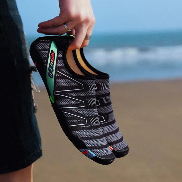 Szybkoschnące buty wodne – AquaFlex-ciemnoniebieski-35-Trend Polska