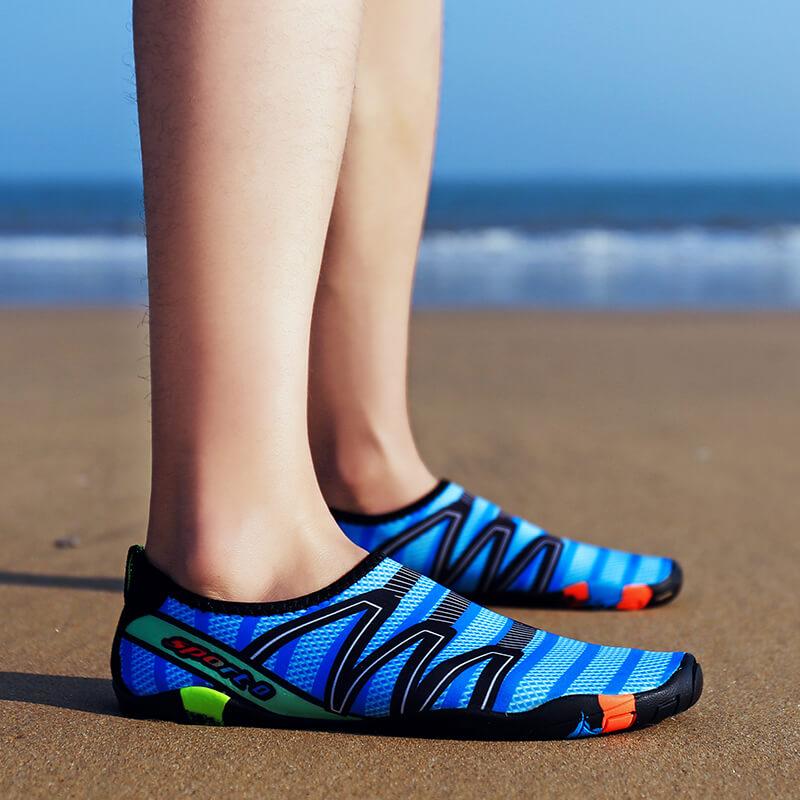 Szybkoschnące buty wodne – AquaFlex-ciemnoniebieski-35-Trend Polska