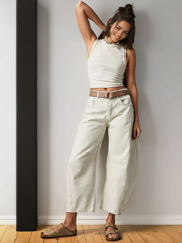 Trendy jeans o średnim stanie - Livia-Biały-XS-Trend Polska