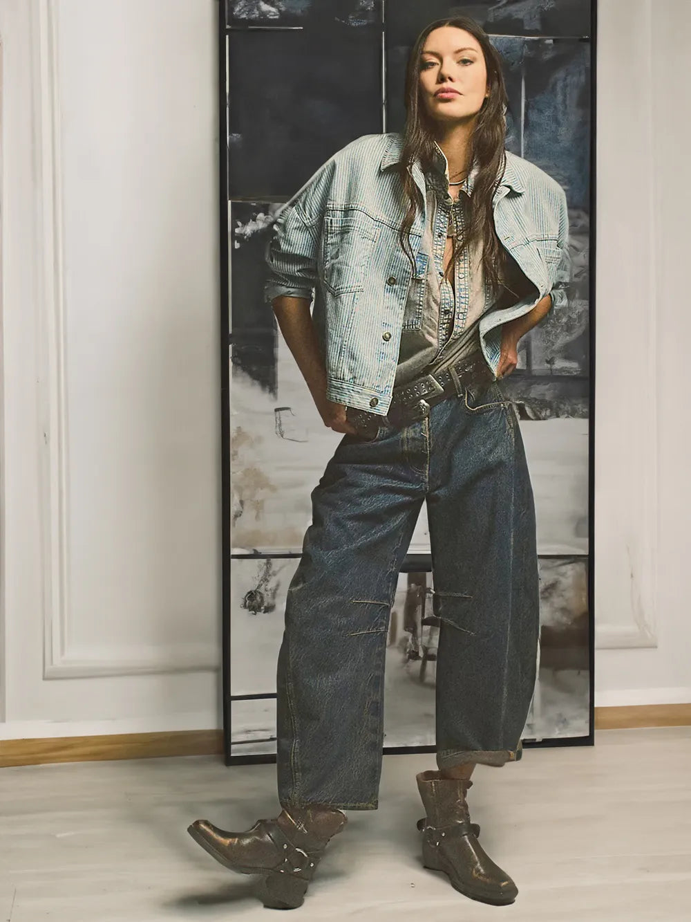 Trendy jeans o średnim stanie - Livia-Ciemnoniebieski-XS-Trend Polska