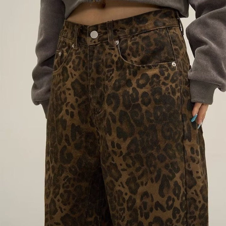 Trendy jeans w print w panterę - Layla-Lampart-S-Trend Polska