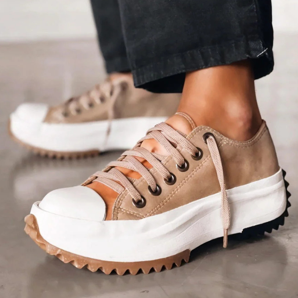 Trendy platformowe sneakersy dla kobiet - Nova-Brązowy-35-Trend Polska