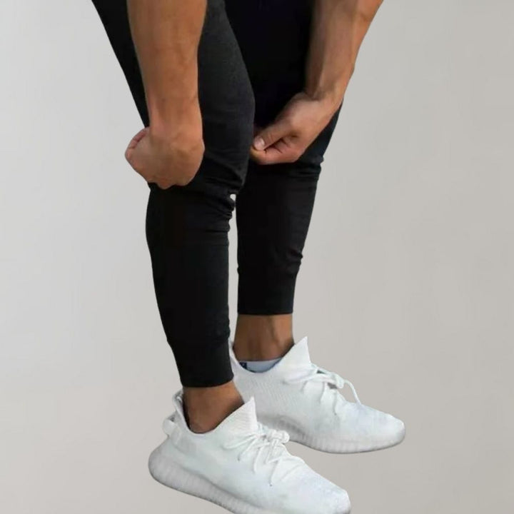 Trendy Slim Fit Spodnie dresowe dla mężczyzn - Niko-Czarny-M-Trend Polska