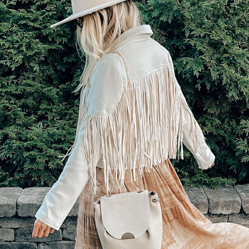 Trendy zamszowa damska kurtka z frędzlami - Isabella-Czarny-S-Trend Polska