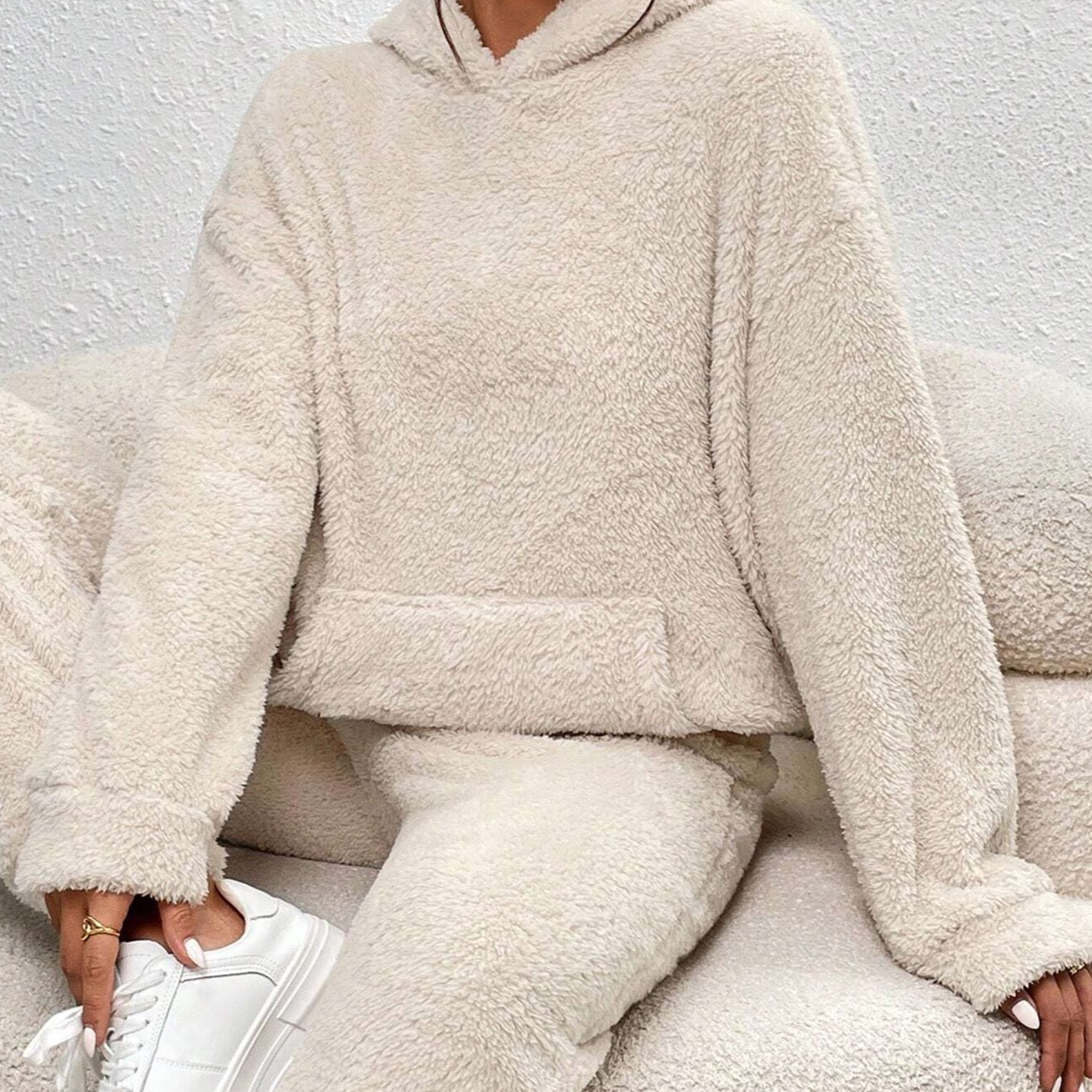 Ultra-wygodny pasiasty dres z kapturem - Lana-Beżowy-XS-Trend Polska