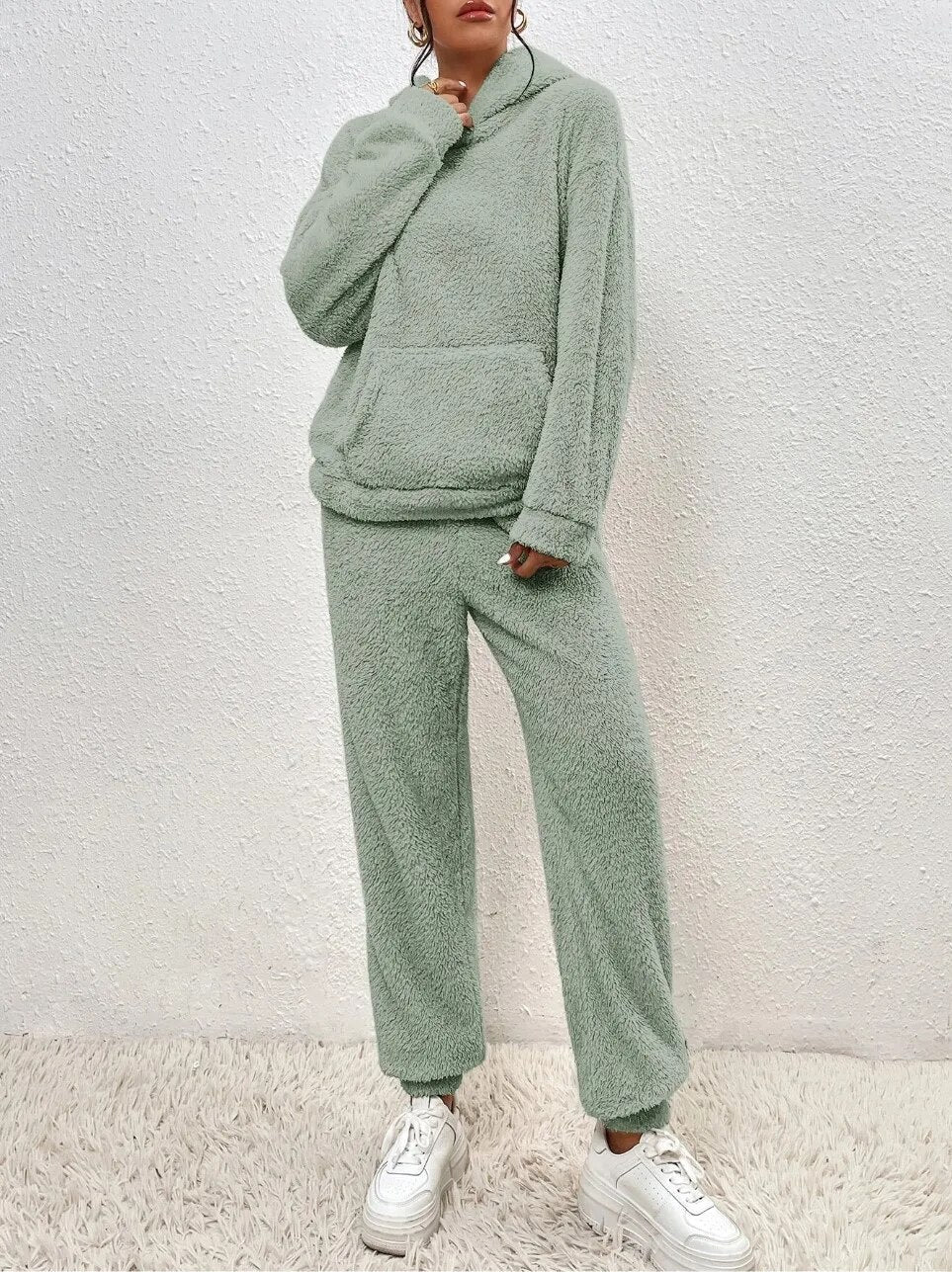 Ultra-wygodny pasiasty dres z kapturem - Lana-Biały-XS-Trend Polska