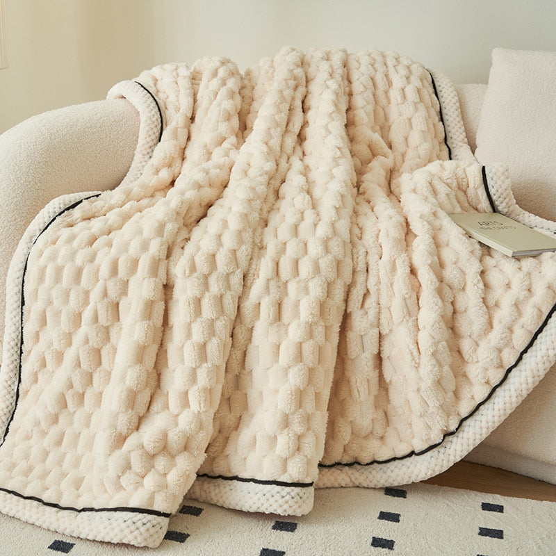 Ultramiękka Koc Comfy - Eloise-Biały-Klein (122 x 198 cm)-Trend Polska