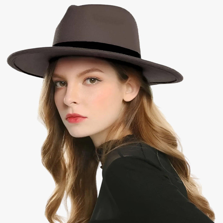 Uniseksowy vintage fedora – Ardent-Beżowy-Trend Polska