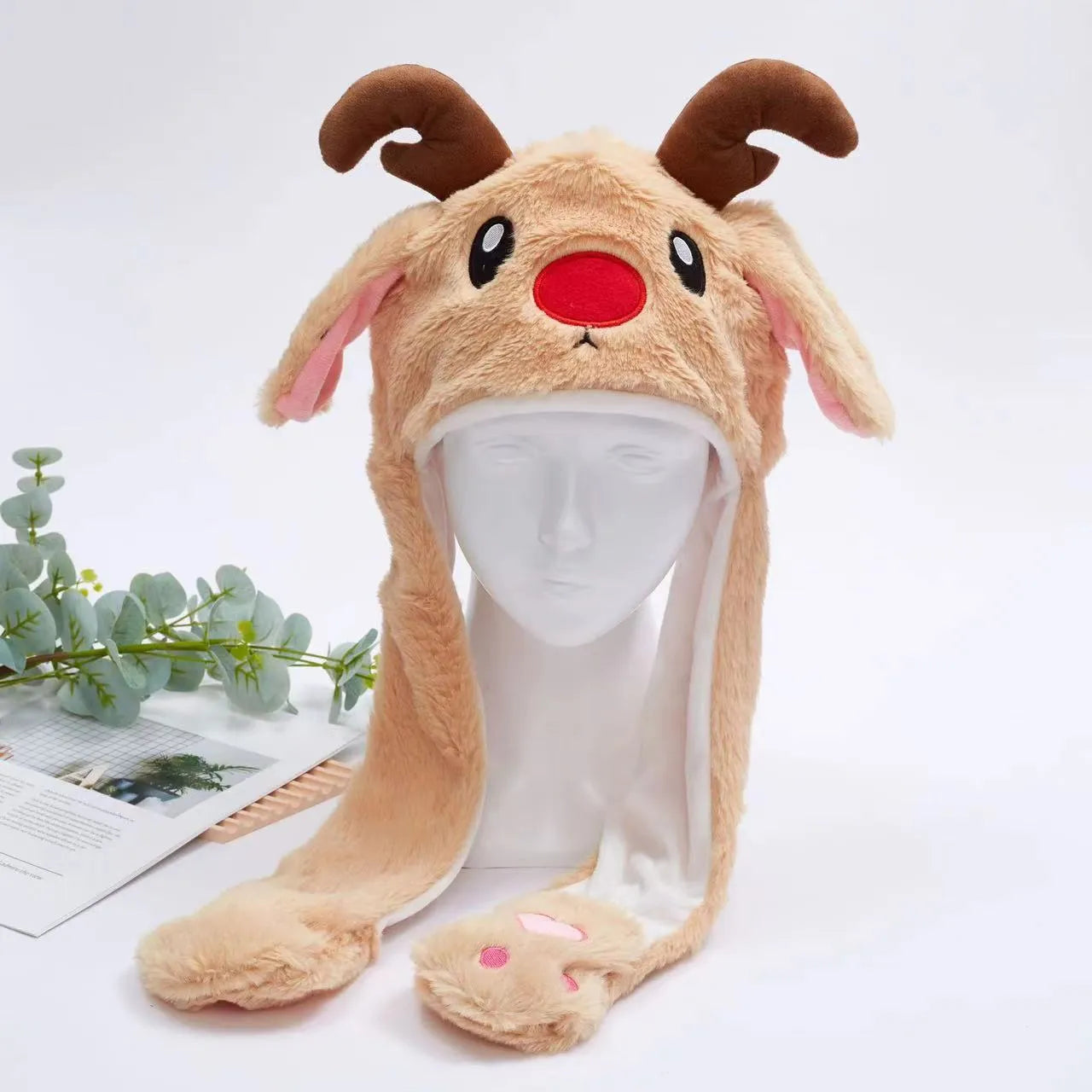Urocza Czapka z Ruchomymi Uszami – Czapka BunnyBounce-Świąteczny Jeleń-Trend Polska
