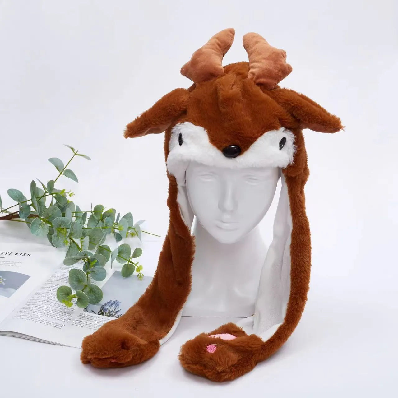 Urocza Czapka z Ruchomymi Uszami – Czapka BunnyBounce-Świąteczny Renifer-Trend Polska