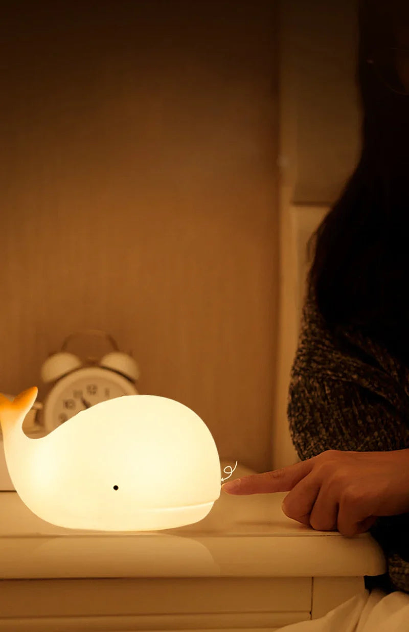 Uroczy Lampka Nocna Wieloryb z Zmieniającymi się Kolorami - GlowWhale-Trend Polska