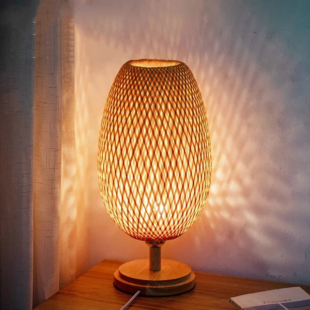 Vintage Lampa na stół z bambusa - TimberGlow-Duża drewniana podstawa H48 cm * B18 cm-Trend Polska