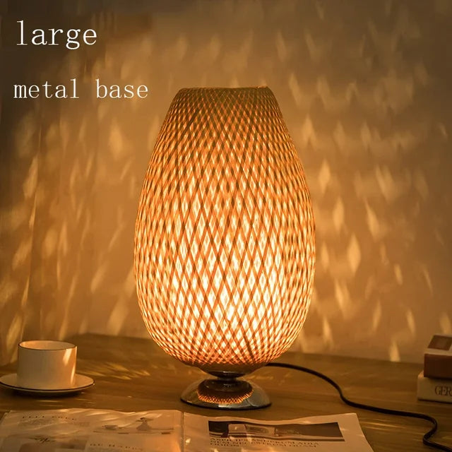 Vintage Lampa na stół z bambusa - TimberGlow-Mała drewniana stopka H36 cm * B23 cm-Trend Polska