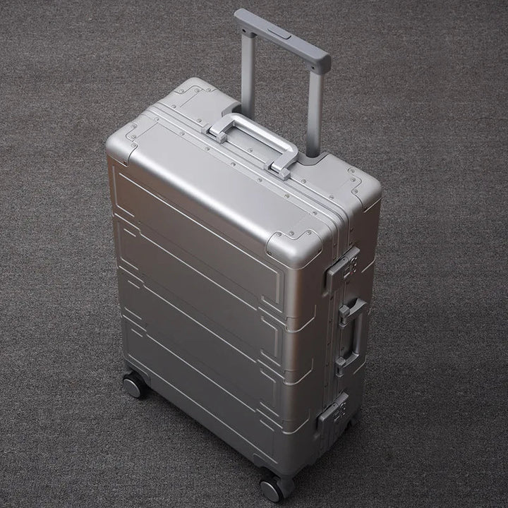 Walcowanie aluminiowych twardych walizek – Pristina-Srebro-S (46 L)-Trend Polska