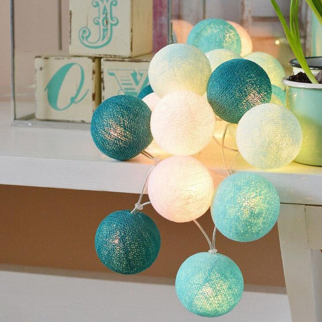Wesoła bawełniana świecąca lina z kulkami - LumiBall-Niebo niebieskie-1,5 metra 10 lampków-USB-Trend Polska