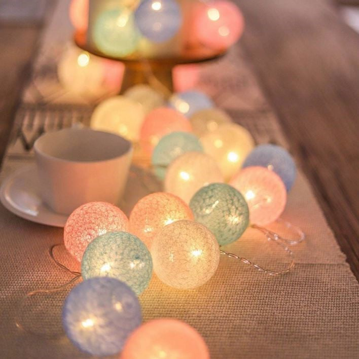Wesoła bawełniana świecąca lina z kulkami - LumiBall-Słodycze-1,5 metra 10 lampków-USB-Trend Polska