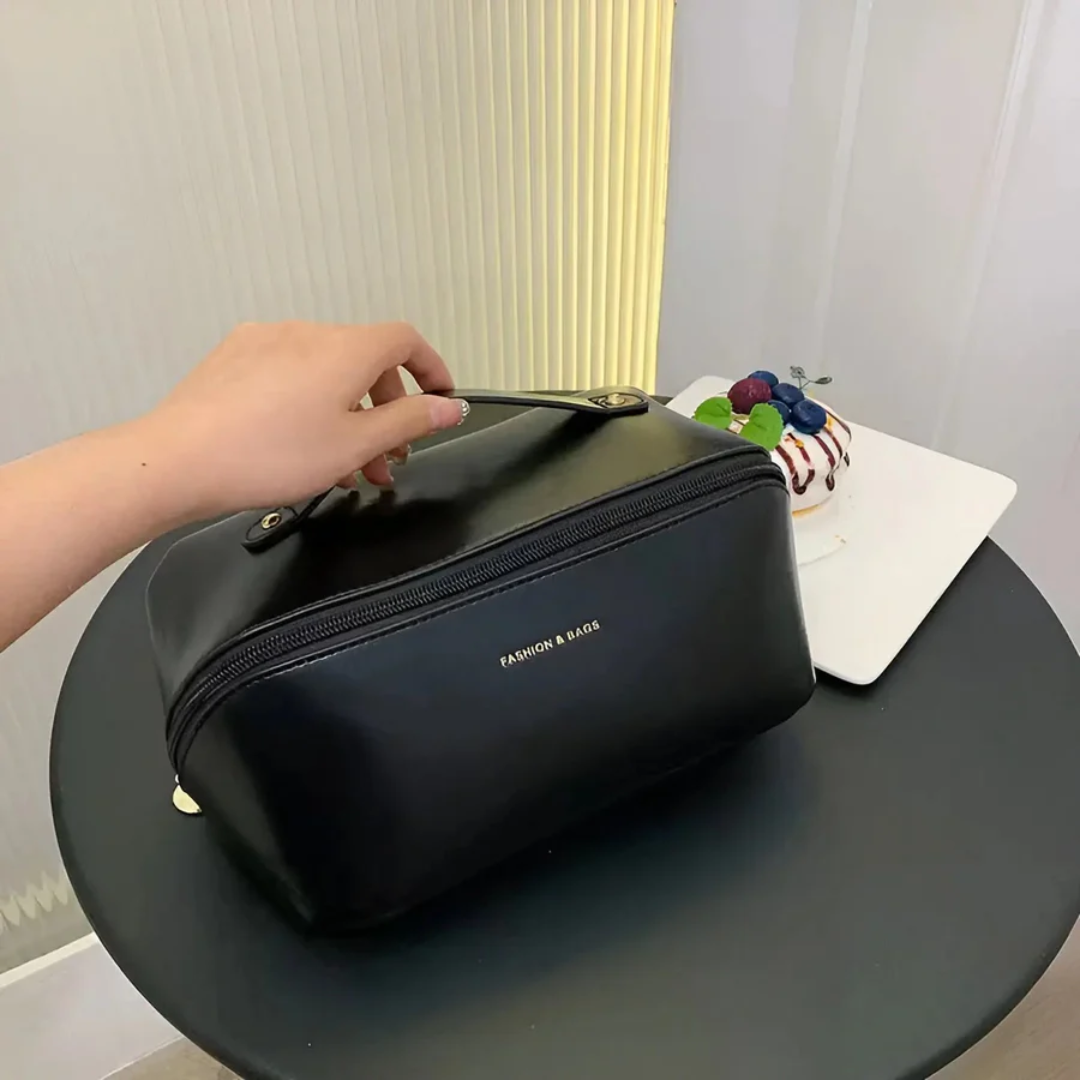 Wodoodporna kosmetyczka - BeautyGuard-Czarny-Trend Polska