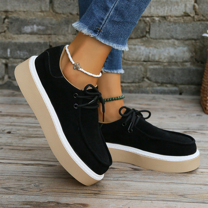 Wygodne damskie buty sznurowane z amortyzacją - Aveline-Czarny-35-Trend Polska