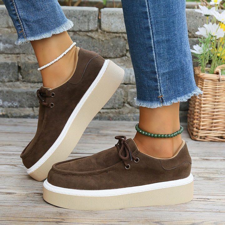 Wygodne damskie buty sznurowane z amortyzacją - Aveline-Czarny-35-Trend Polska