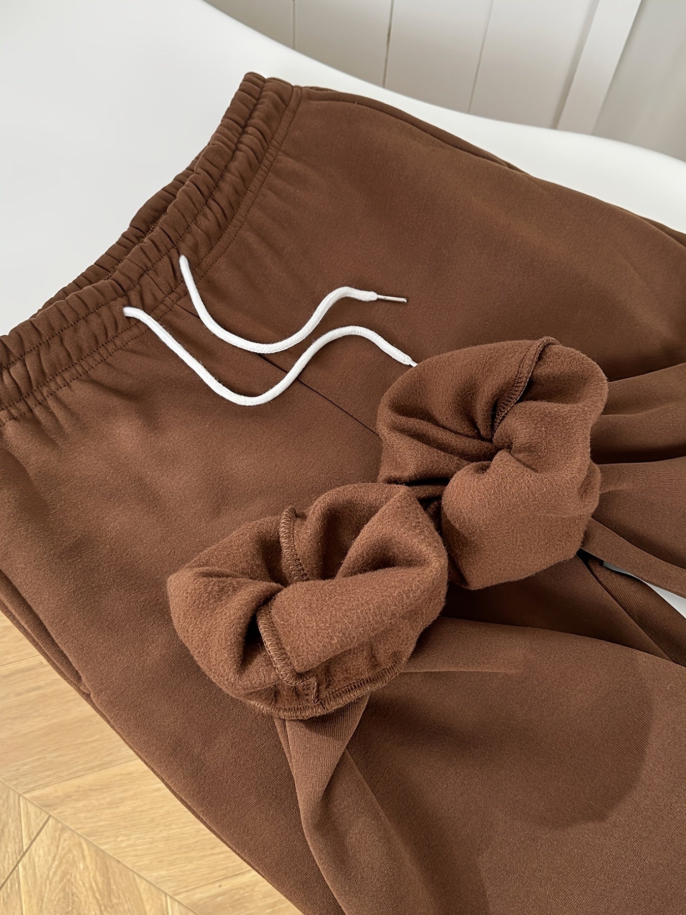 Wygodny i modny dwuczęściowy dres - Elara-S-Trend Polska