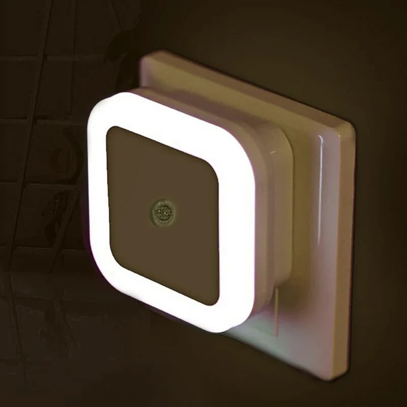 Zestaw 2 lamp nocnych dla dzieci z czujnikiem ruchu - GlowGuard-Biały-Trend Polska