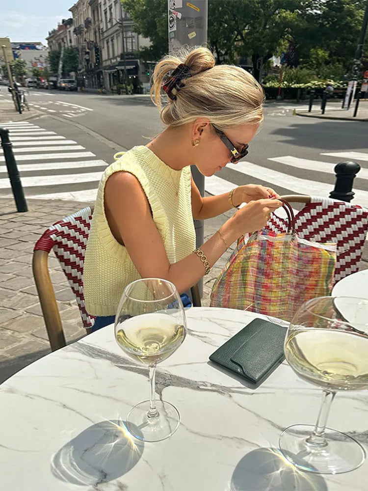 Żółta damska bluzka dzianinowa z przewiewną strukturą – Eliza-S-Trend Polska